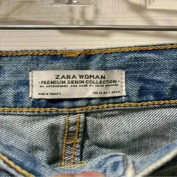 Zara Looney Tunes Distressed Ankle Jeans Sz 2 - Picture 7 of 15